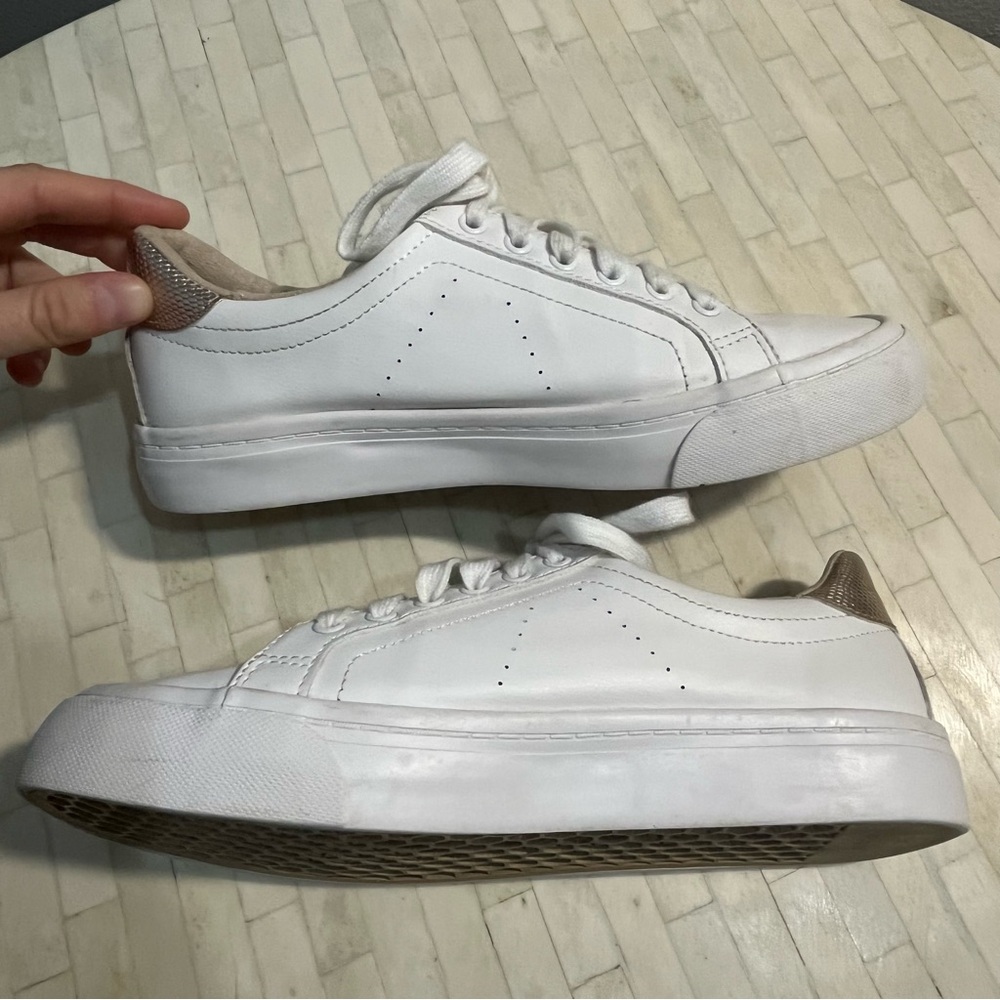 Bershka White Sneakers with Rose Gold Detail size 7 or EU 37 - Picture 4 of 11